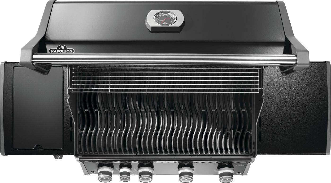 Rogue® PRO 525 Propane Gas Grill with Infrared Side Burner, Black