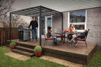 Freestyle™ 425 Propane Gas Grill with Range Side Burner, Graphite Grey