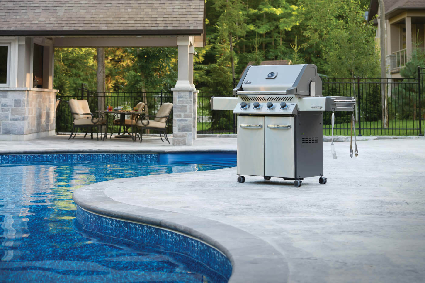Prestige® 500 Natural Gas Grill, Stainless Steel
