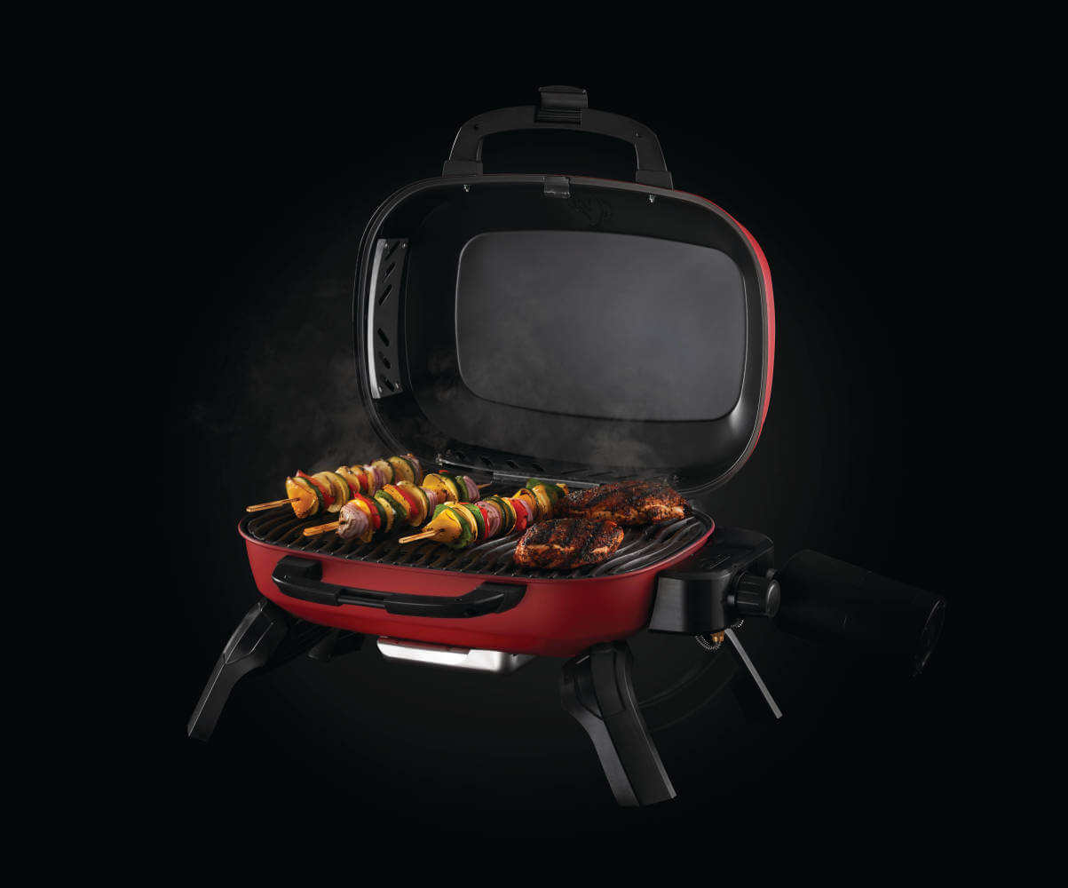 TravelQ™ 240 Portable Propane Gas Grill, Red