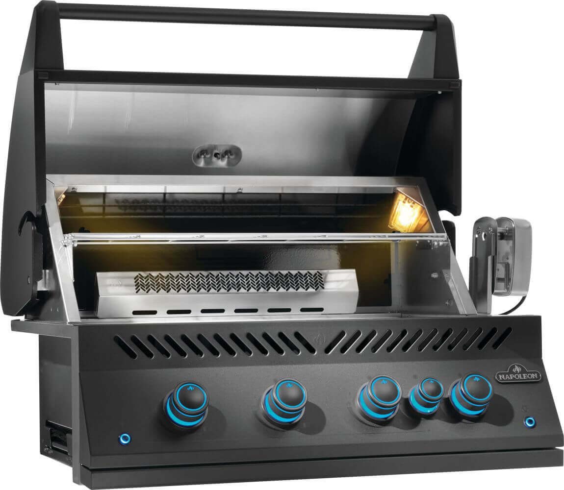 Built-In 700 Series 32" with Infrared Rear Burner Natural Gas, Matte Black