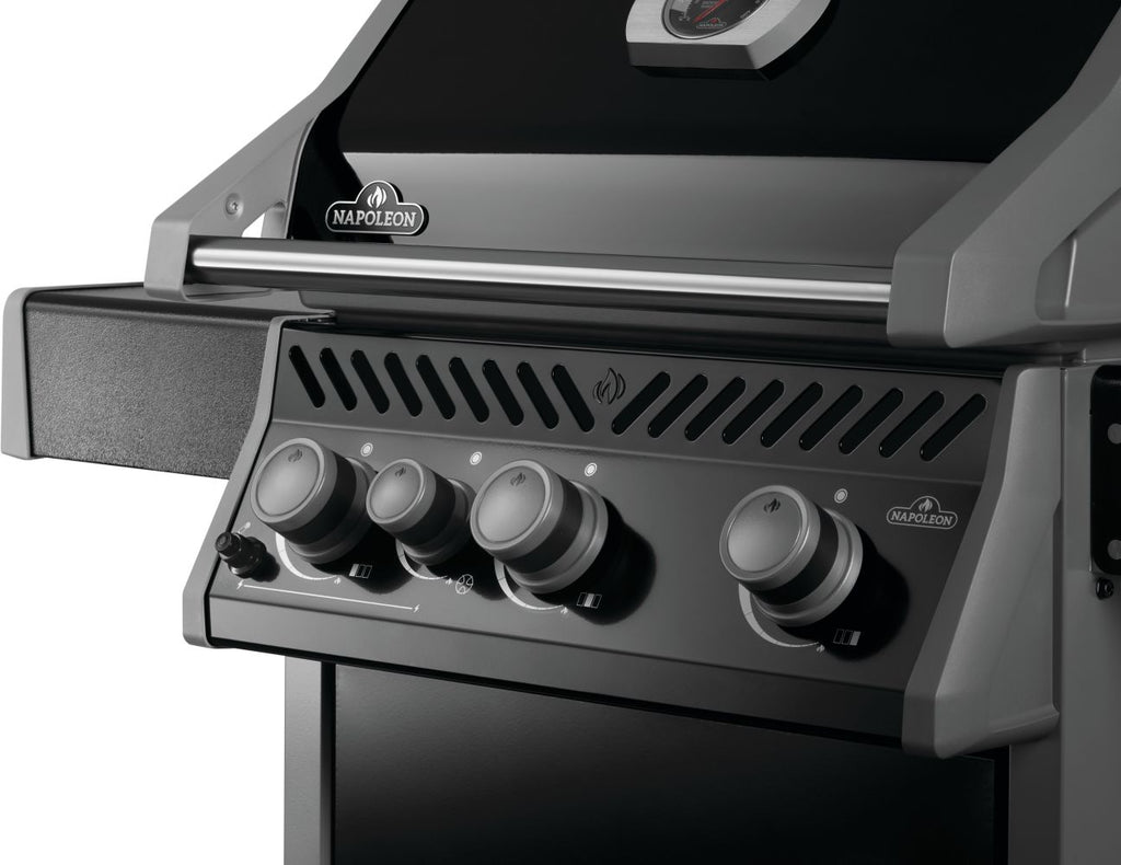 Rogue® 425 Natural Gas Grill with Range Side Burner, Black
