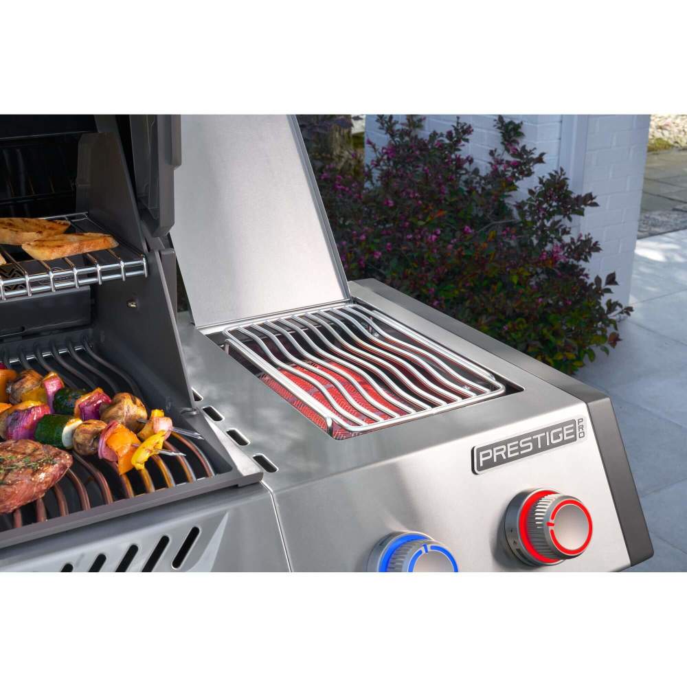 Prestige® PRO 500 Propane Gas Grill with Smart Technology