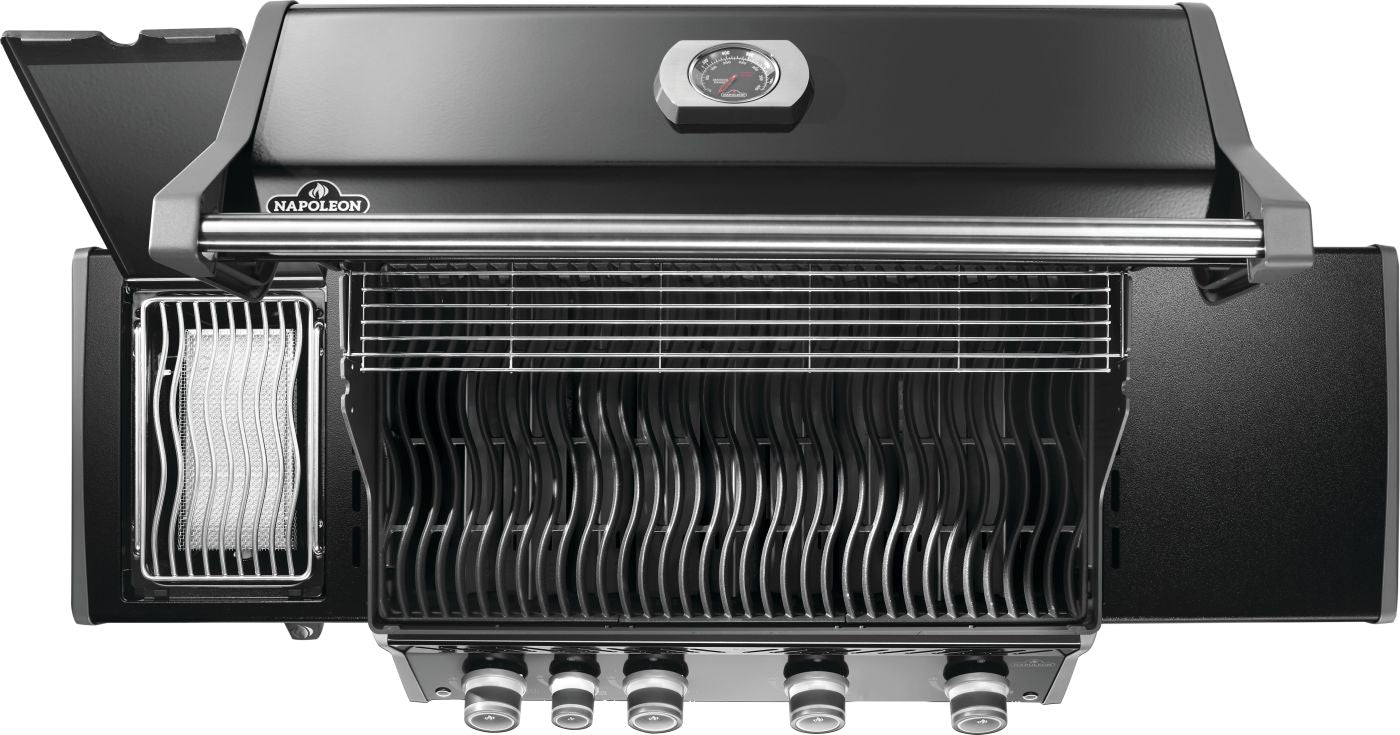 Rogue® PRO 525 Propane Gas Grill with Infrared Side Burner, Black