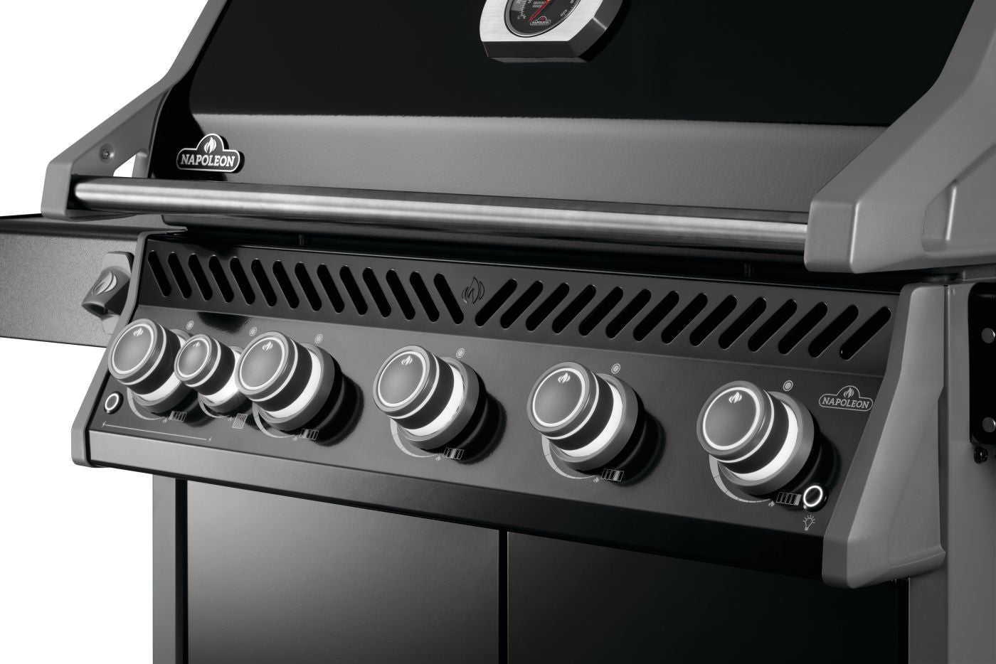 Rogue® PRO 625 Propane Gas Grill with Infrared Side Burner, Black