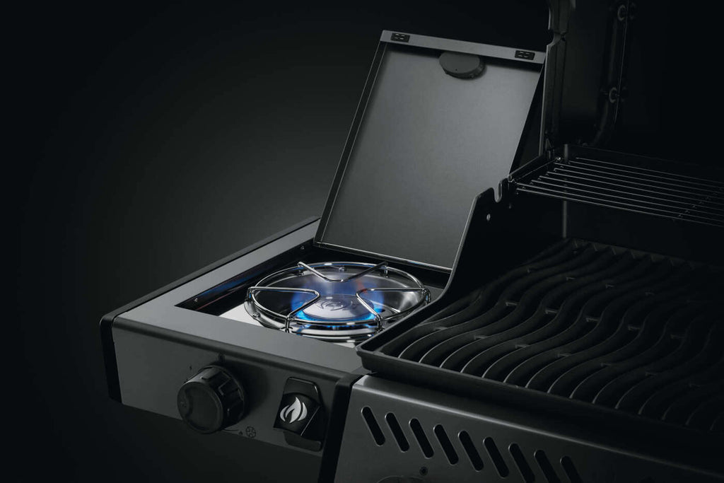 Freestyle™ 365 Propane Gas Grill with Range Side Burner, Graphite Grey