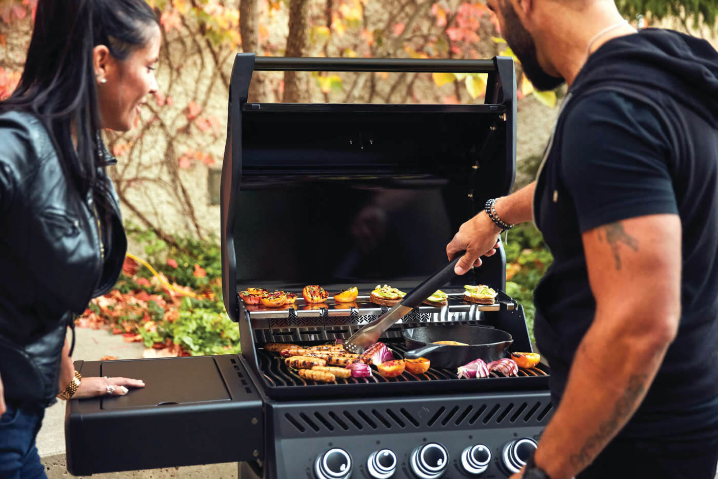 PHANTOM Rogue® SE 425 Gas Grill with Infrared Side and Rear Burner