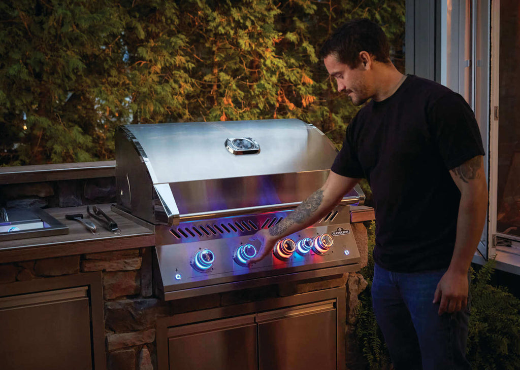Built-In 700 Series 32" with Infrared Rear Burner Natural Gas, Stainless Steel