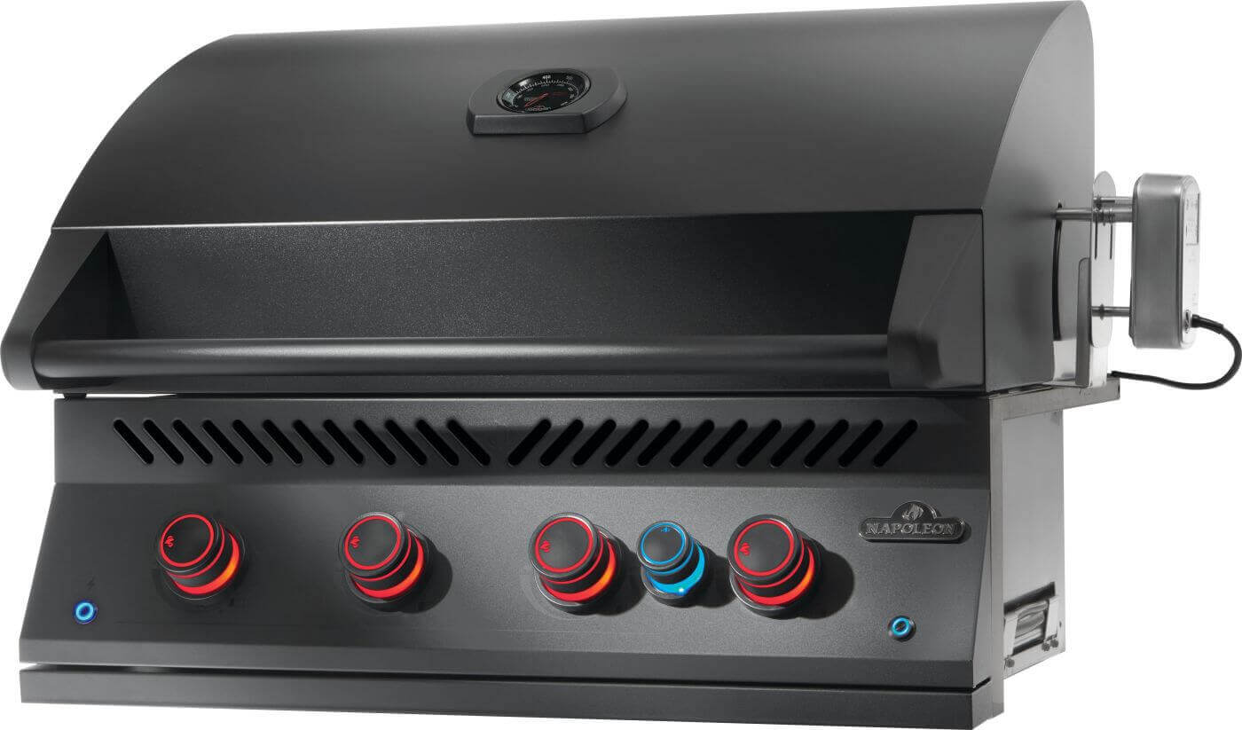 Built-In 700 Series 32" with Infrared Rear Burner Natural Gas, Matte Black