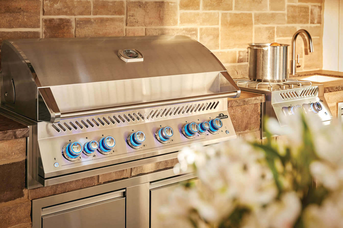 Built-In 700 Series 44" with Dual Infrared Rear Burners, Propane, Stainless Steel